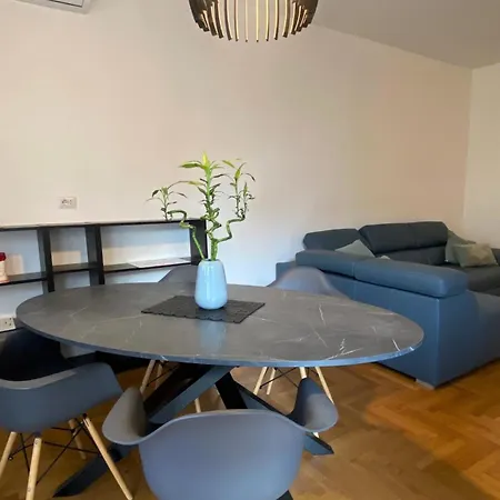 The Sunrise - Central In With Balcony * Como